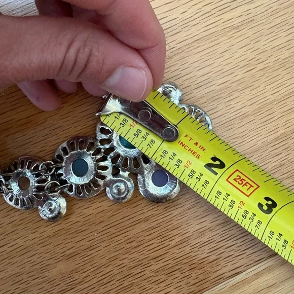 Rhinestone crystal statement bib necklace silver toned - Picture 8 of 12